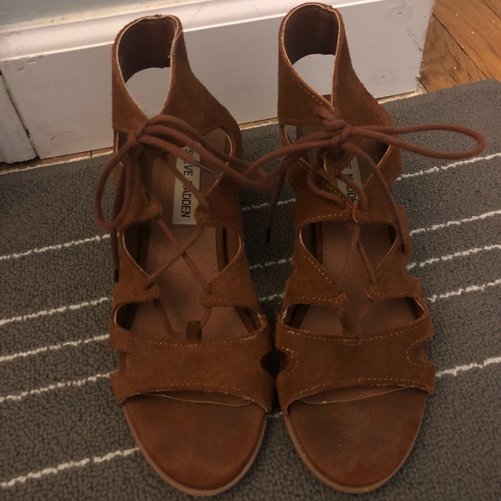 Steve Madden Lace Up Wedge Sandals Size 7.5